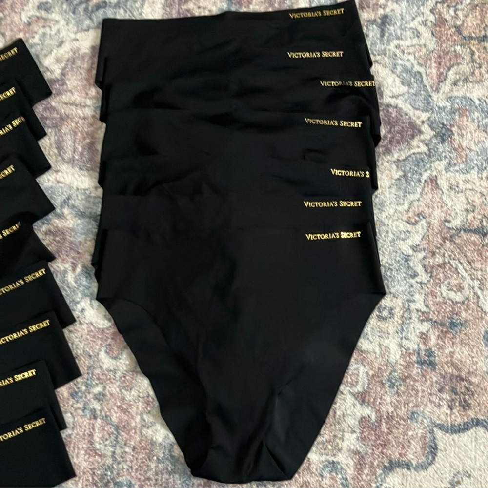 7 Victoria's Secret Black High-Waisted Seamless Cheeky Panties